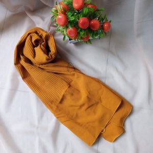 ini adalah Pasmina Plisket Mustard, size: 175 cm x 75 cm, material: cotton diamond crepe, color: yellow, brand: Pashminaindonesia, age_group: all ages, gender: female