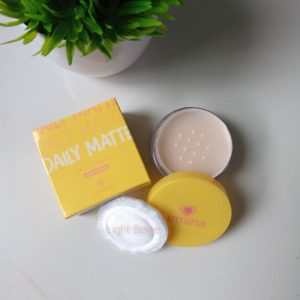 ini adalah Emina Daily Loose Powder 01, brand: Emina, age_group: all ages, gender: female