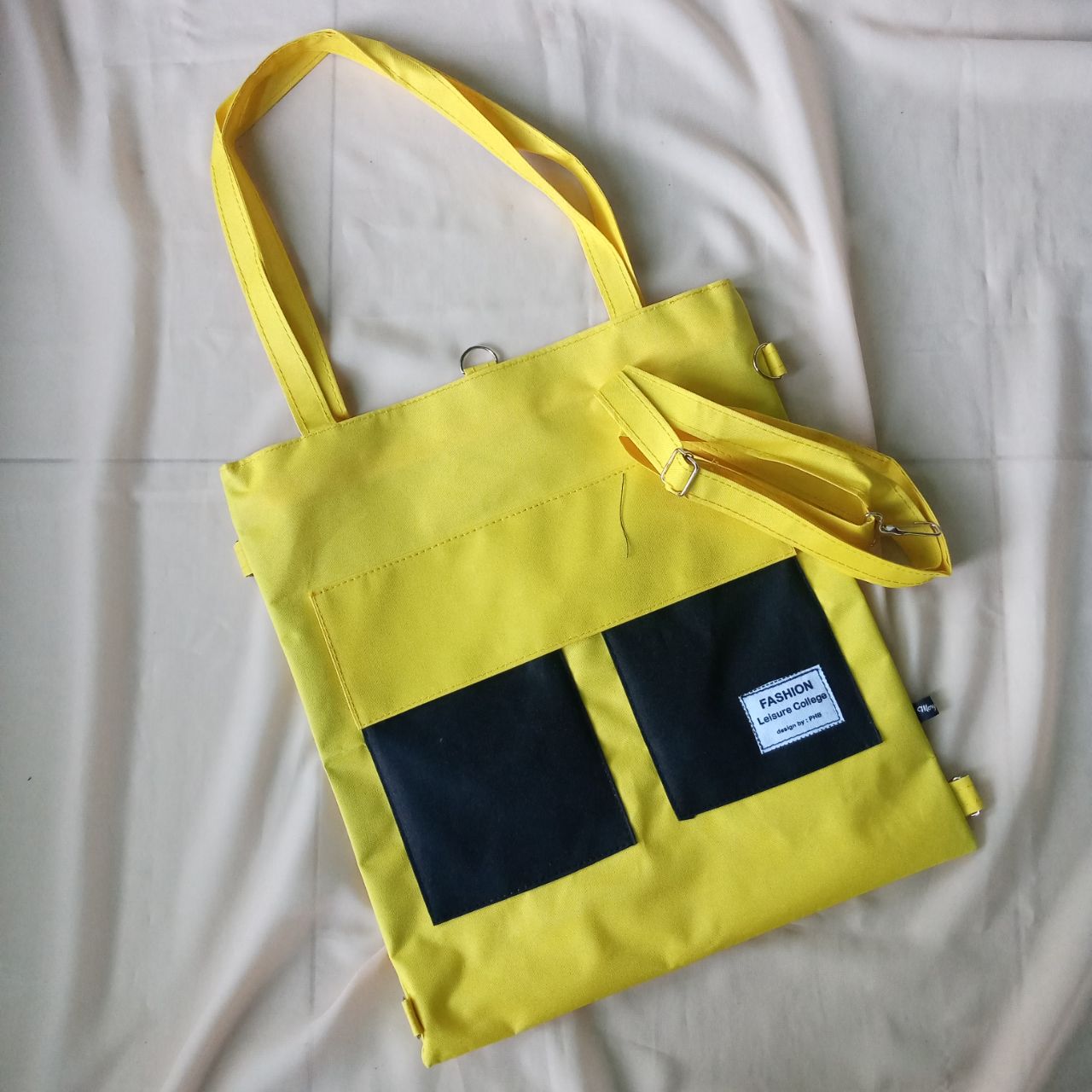 ini adalah Tote Twin BTM Mustard, size: 40cm x 35cm, material: canvas, color: yellow mustard, brand: totekanorindonesia, age_group: all ages, gender: female