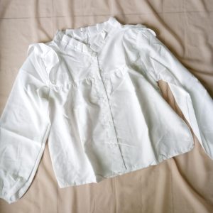 ini adalah Blouse Pufi Putih, size: LD 100 cm, material: cotton, color: white, brand: blousepufikanor, age_group: all ages, gender: female