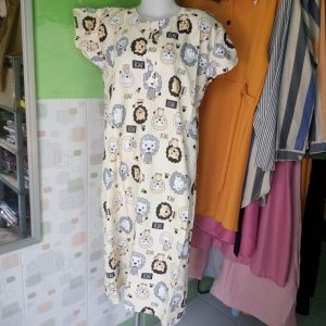 ini adalah Daster Kajep Roar Biru, size: Panjang 100 cm x LD 100 cm, material: cotton mikro, color: cream, brand: dasterkajepindonesia, age_group: all ages, gender: female
