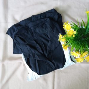 ini adalah Blouse Utami Hitam, size: LD100cm, material: cotton, color: black, brand: Blouseutamikanor, age_group: all ages, gender: female