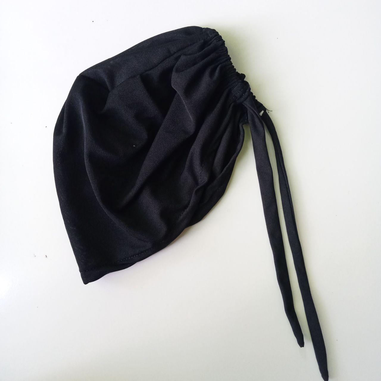 ini adalah Ciput Tali Hitam, size: L, material: spandex, color: black, brand: Ciputtalikanor, age_group: all ages, gender: female