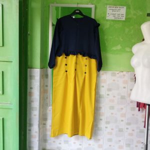 ini adalah Gamis Hana Navy, size: 103cm x 138cm, material: mosecrepe, color: navy, brand: Gamishanakanor, age_group: all ages, gender: female