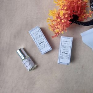 ini adalah Geamoore Vscent Almond Lily, brand: geamoore, age_group: all ages, gender: female