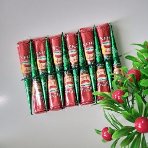 ini adalah Henna Mirchi, color: Clear, brand: Hena, age_group: all ages, gender: female