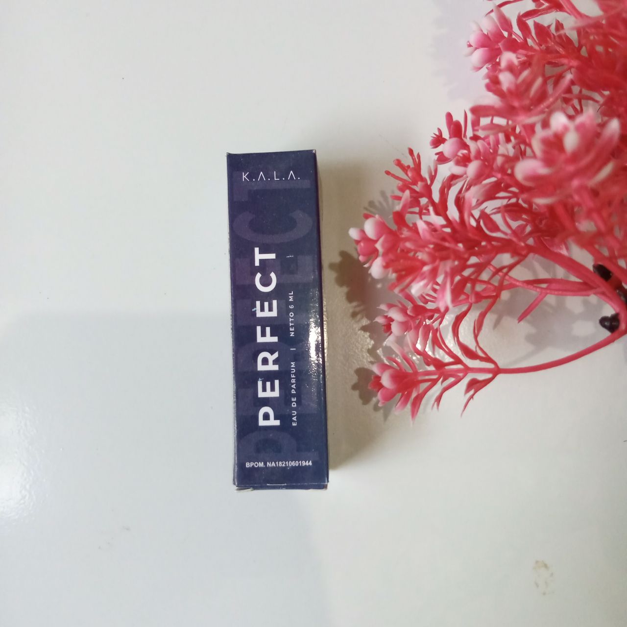 ini adalah KALA Men Perfect, brand: kala, age_group: all ages, gender: male