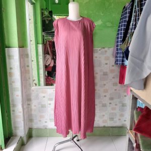 ini adalah Outer Plisket Long Pink, size: LD 122cm, material: jersey, color: pink, brand: outerlongcardy, age_group: all ages, gender: female