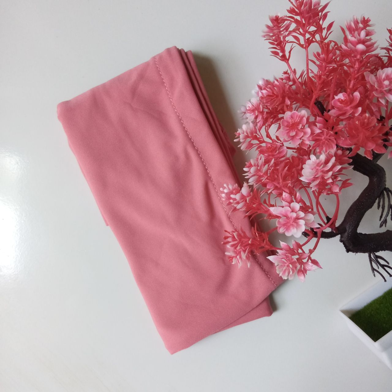 ini adalah Pastan Anak Dusty, size: L, material: Jersey, color: pink dusty, brand: Pastananakkanor, age_group: kids, gender: female