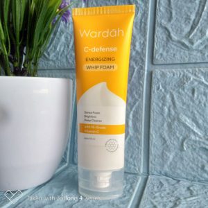 ini adalah Wardah C Defence Whip Foam 50ml, size: 50 ml, brand: Wardah, age_group: all ages, gender: female