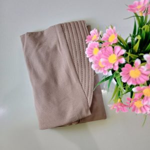 ini adalah Jilbab Rivani Coksu, size: All Size, material: Jersey, color: Chocho milk, brand: Jilbabwanitakanor, age_group: all ages, gender: female