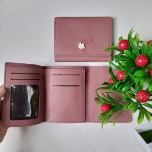 ini adalah Dompet Cake Pink Tua, size: 11 cm x 9.5 cm, material: synthetic, color: dark pink, brand: Dompetcakekanor, age_group: all ages, gender: female