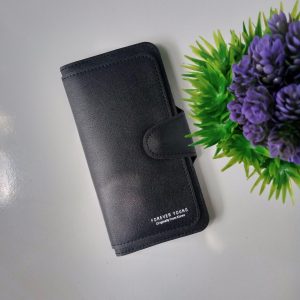 ini adalah Dompet Panjang Efye Hitam, size: medium, material: sintetis, color: black, brand: Dompetefyekanor, age_group: all ages, gender: female