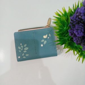 ini adalah Dompet Preti Hijau, size: Mini, material: sintetis, color: green, brand: Domeptpretikanor, age_group: all ages, gender: female