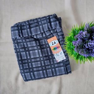 ini adalah Kulot Doty Kotak Navy, size: Panjang 90cm, material: scuba, color: navy, brand: Kulotdotykanor, age_group: all ages, gender: female