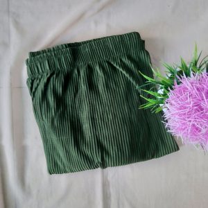 ini adalah Kulot Plisket Tali Lidi Army, size: 98 cm, material: jersey, color: green army, brand: Plisketlidikanor, age_group: all ages, gender: female