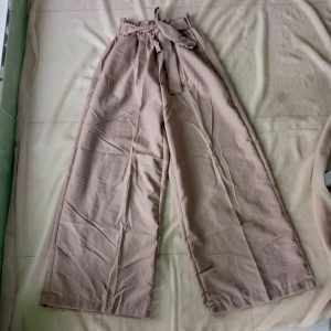 ini adalah Kulot Mola Coksu, size: Panjang 91cm x Lingkar Pinggang 70cm, material: wolycrepe, color: chocholate milk, brand: Kulotmolakanor, age_group: adult, gender: female