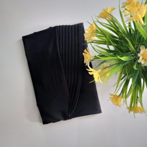 ini adalah Jilbab Sport Jumbo Hitam, size: 69cmx80cm, material: jersey, color: hitam, brand: Jilbabsportkanor, age_group: adult, gender: female