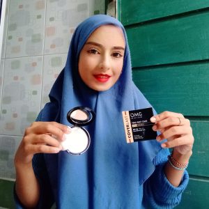 Ini adalah OMG Coverlast TWC Natural brand: OMG, age_group: all ages, gender: female, capacity: 12 ml, ingredients: Talc,Mica,Zea Mays (Corn) Starch,Octyldodecyl Stearoyl Stearate,Kaolin,Titanium Dioxide,Ethylhexyl Methoxycinnamate,Silica,Phenoxyethanol,Zinc Oxide,Ethylhexylglycerin,Methicone,Triethoxycaprylylsilane,Fragrance,Dimethiconol Stearate,Niacinamide,Simmondsia Chinensis (Jojoba) Seed Oil,Sodium Ascorbyl Phosphate,Tocopheryl Acetate,BHT,Tocopherol,